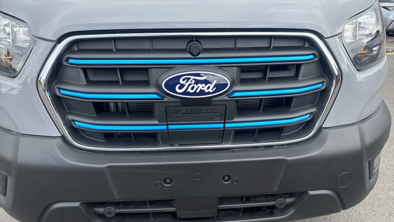 Ford Transit E-350 L3 Rwd 135kW 68kWh H2 Trend Van Auto